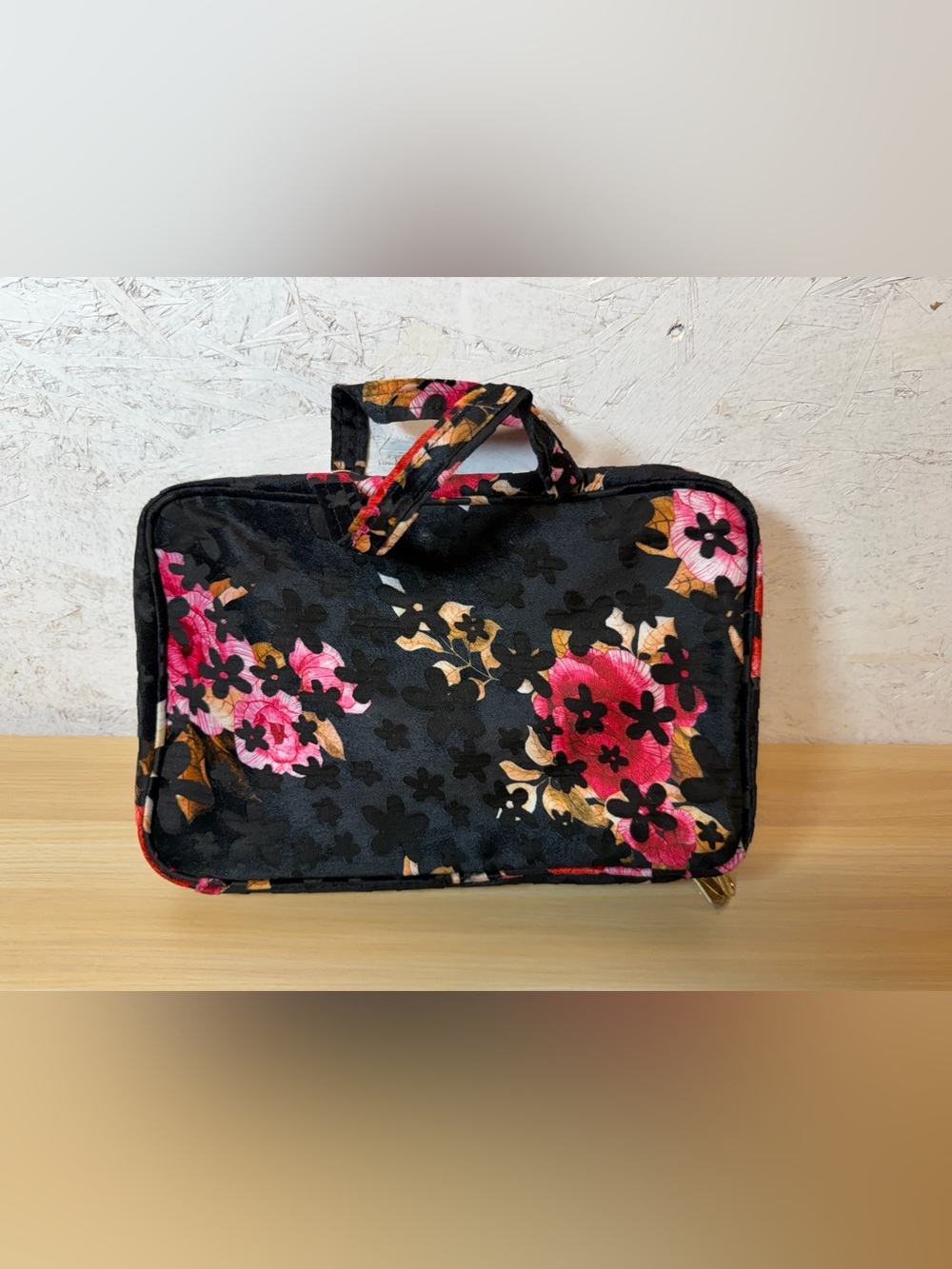 bebe Black Floral Cosmetic Travel Case Set with Pink & Gold Accents - Picture 4 of 6